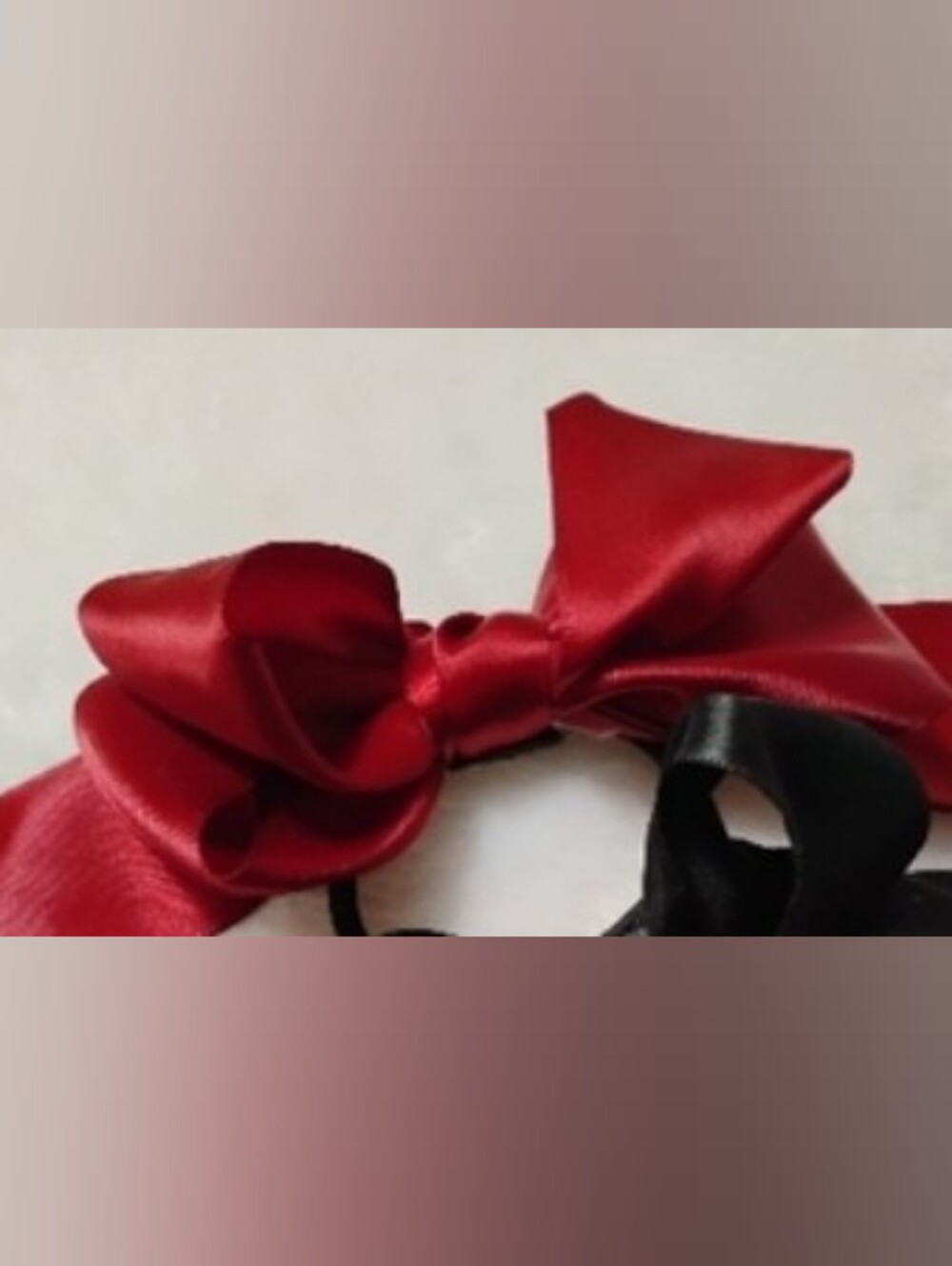 Hair Bow Satin Ribbon Elastic Tie in Red